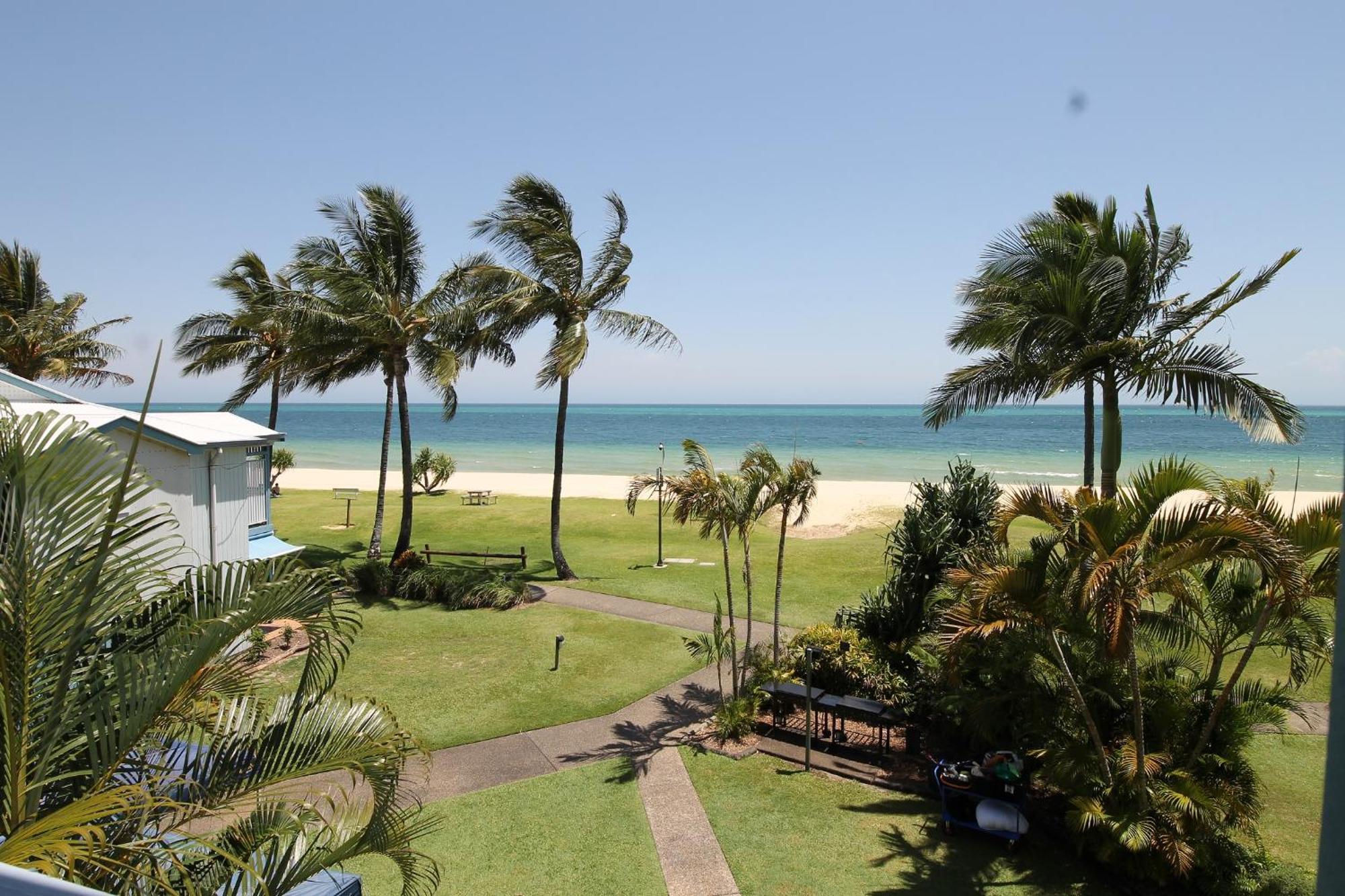 Moreton Island Villas And Apartments Tangalooma Exterior photo